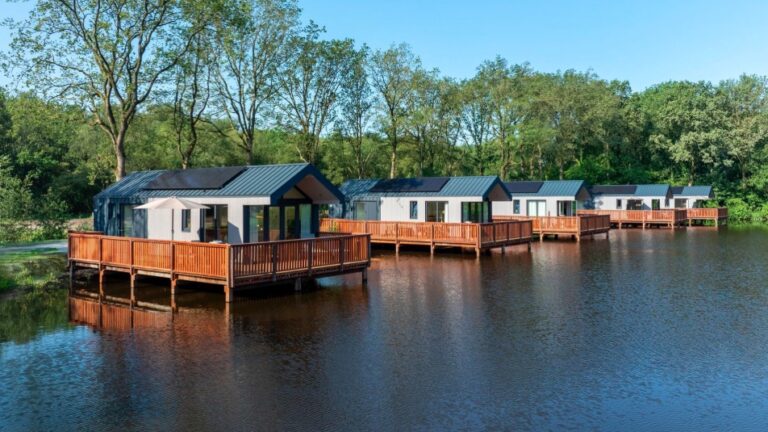 Ferienhaus am Wasser: 5 Tage Holland ab 121€ p.P. bei 4 Leuten im Frühling