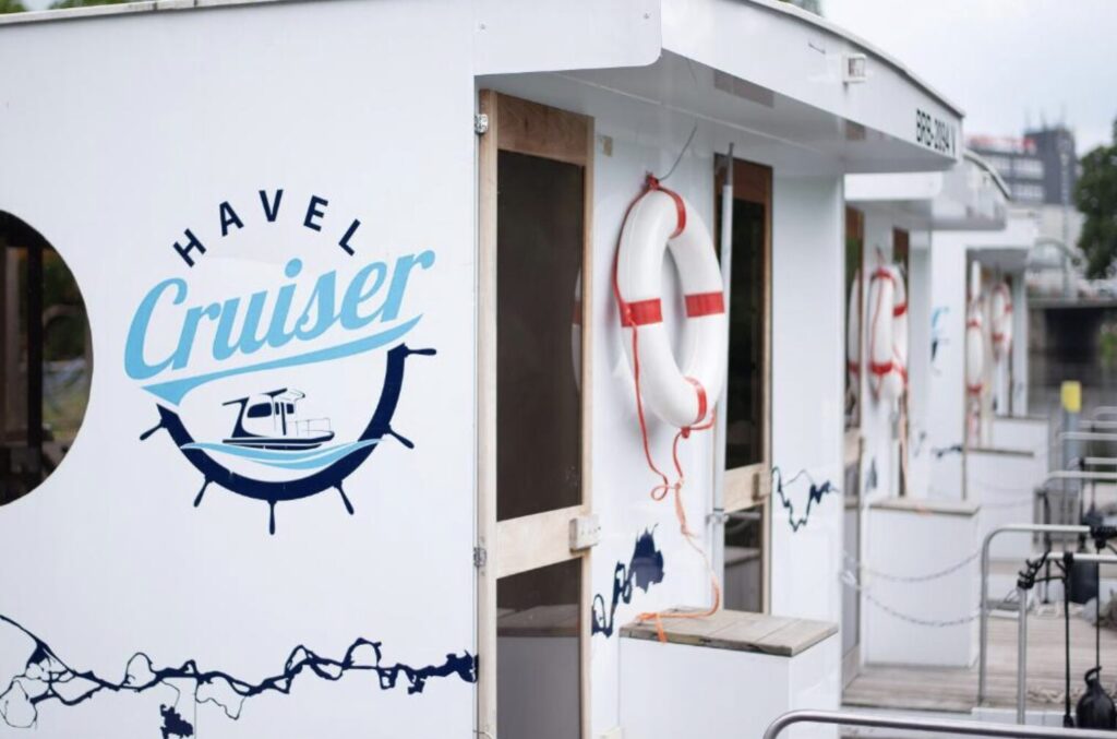 Hausboot Urlaub in Brandenburg: 3 Tage auf dem Havel Cruiser ab 94€ p.P. (bei 4 Leuten)