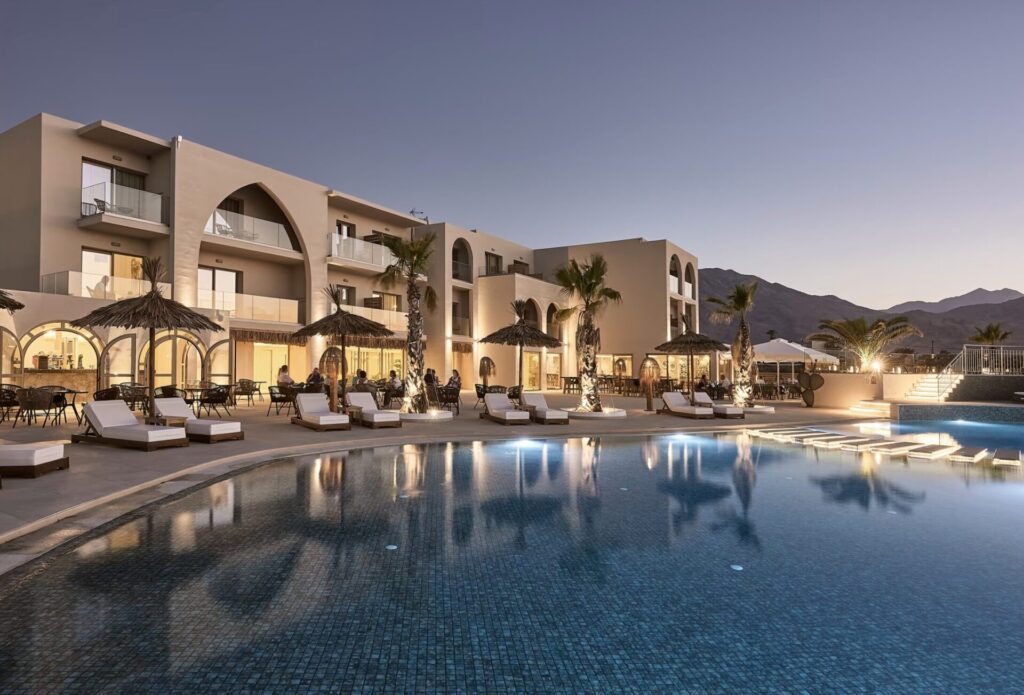 Kreta Schnäppchen: 1 Woche im 4* Hotel mit Halbpension & Flug ab 565€ p.P. (DZ)