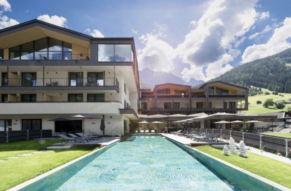 Neueröffnung in Österreich: 3 Tage im 4* Hotel inkl. Wellness & Extras ab 196€ p.P. (DZ)