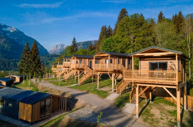 Urlaub im Chalet: 3 Tage in Österreich ab 156€ p.P. (bei 2 Leuten) im Baumhaus