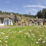Auenland Feriendorf: 4 Tage im Erdhaus inklusive Frühstück ab 269€ p.P. (DZ)