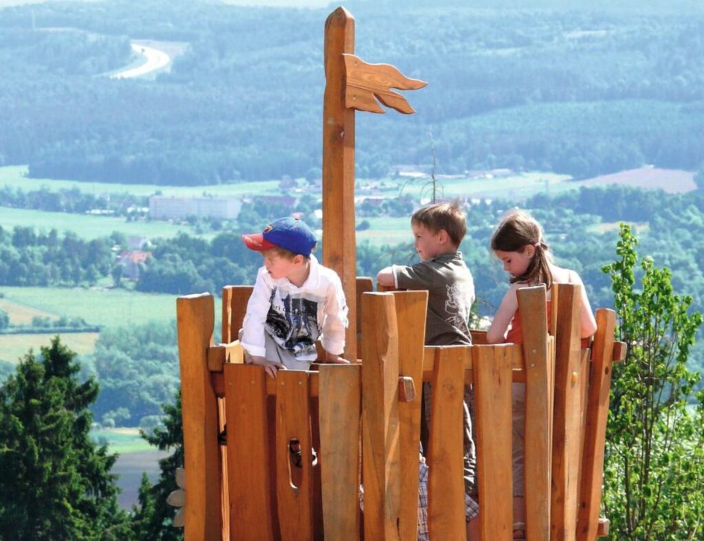 Auenland Feriendorf: 4 Tage im Erdhaus inklusive Frühstück ab 269€ p.P. (DZ)