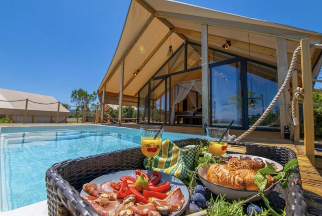 Kroatien Urlaub: Glampingtrip ab 85€ p.P.