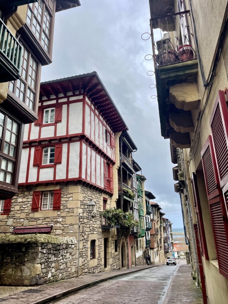 hondarribia baskenland spanien reiseuhu
