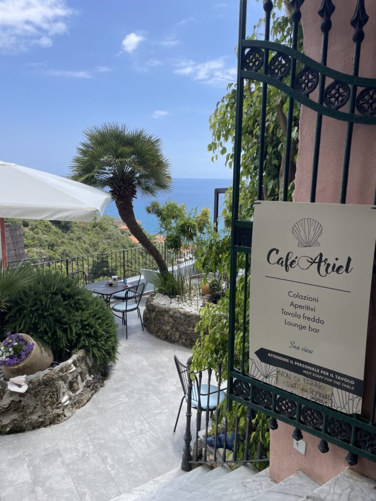 Italien, Ligurien, Cafè Ariel in Cervo