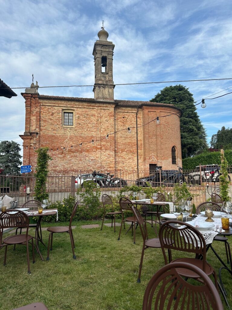 Italien, Castagnito, Restaurant Osteria Delle Aie